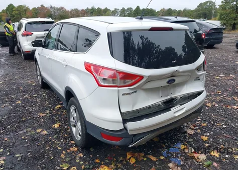 2016 Ford Escape Se z USA, uszkodzony, nr VIN 1FMCU9GX6GUA55544